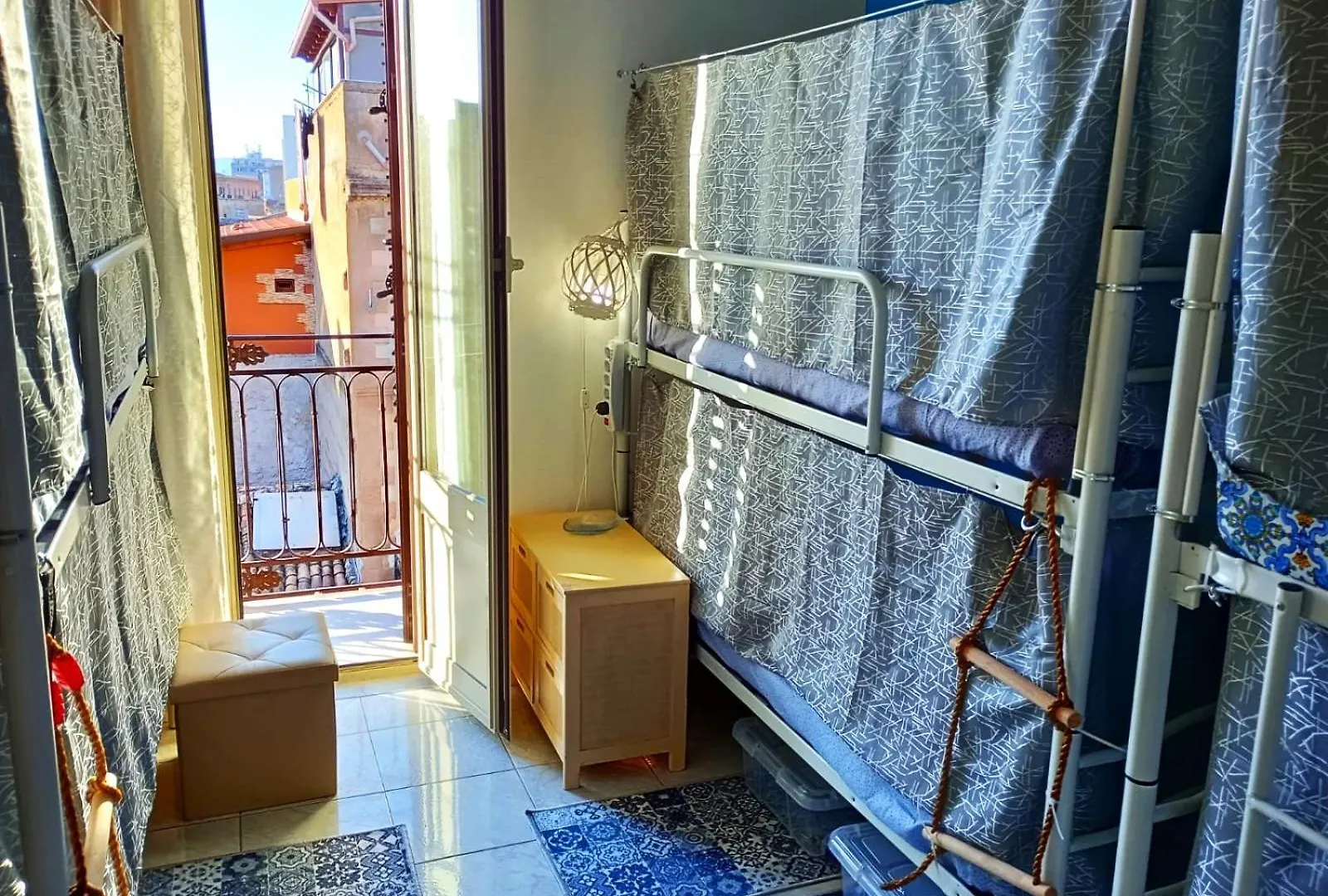 Casa Amari Alla Zisa Hostel Palermo